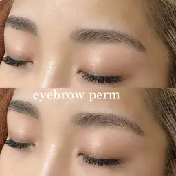 まゆげパーマ🤍アイブロウWAX込み