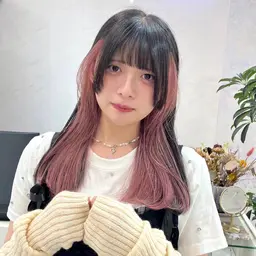 【 ❕ミニモ限定❕】🎀 インナーカラー (ブリーチ込み) ➕ つやつやトリートメント 🎀