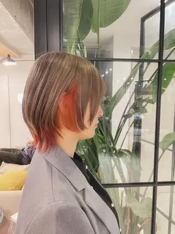 【2回目以降限定🫶】顔周り、耳周り/インナーカラー(ブリーチ込み)+オージュアクイックTr+ブロー