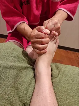 若石リフレクソロジー（台湾式足つぼ）60分