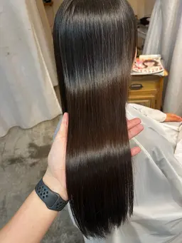 【話題の超音波アイロン使用】ヘアヴェールトリートメント