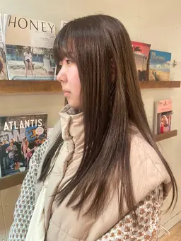 〔新規様限定）透明感カラー +aujuaトリートメント