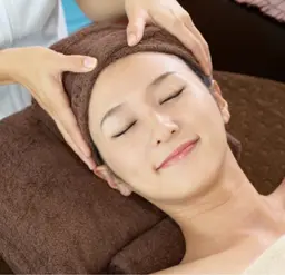 エステは初めてという方におすすめのフェイシャル&デコルテケア　　お時間がない方におすすめ