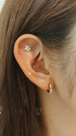 今話題の耳ツボジュエリー💎両耳10粒