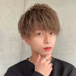 【骨格矯正カット‼️】🔥新規限定価格🔥🌈髪の毛からかっこよく‼️🌈メンズカット＋メンズヘアセット❗️