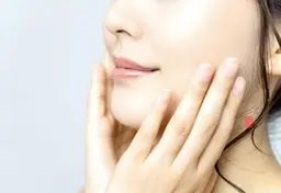 顔脱毛で化粧のり抜群☆〈全顔〉