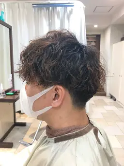 【初来店限定】メンズカット+シャンプー+ツイストスパイラルor波巻きパーマ