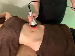 【むくみ/サイズダウン】キャビテーション&ラジオ波+全身ハンドマッサージ 60分体験