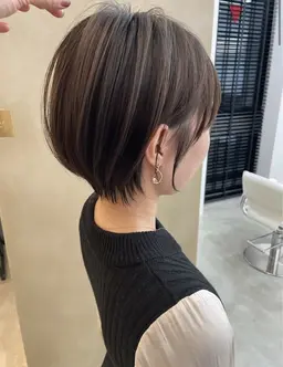 👑【王道人気No. 1】くびれショートカット（シャンプーブロー込み）