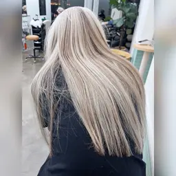 🔸大人気クーポン🔸ダブルカラー［1ブリーチ］＋トリートメント✨#ケアブリーチ#デザインカラー#ホワイトブリーチ