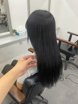 【口コミ書いて頂ける方限定】ナチュラルカラーに➕トリートメント【黒染め　茶色】3900