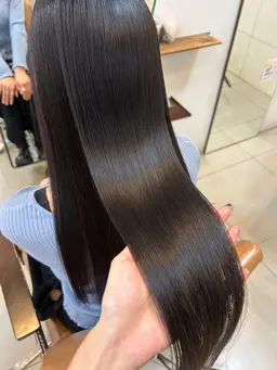 【スーパーヘアケアメニュー🪽】SNSで話題のケラチントリートメント