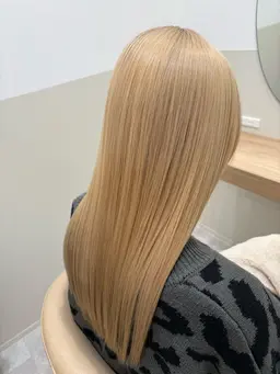 カット+ブリーチストレートパーマ