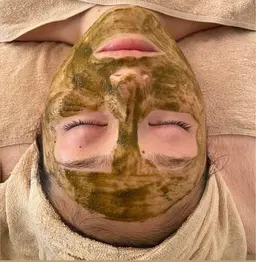 ⭐️毛穴洗浄＆小顔EMSハーブピーリング🌿