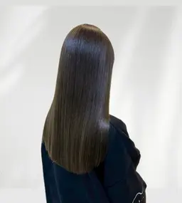 【艶とまとまりUP✨】カット+リタッチ(根元3cm)でキレイ復活🌿