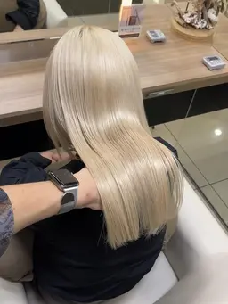 【高濃度最高保湿トリートメント】髪質改善うる艶スペシャルトリートメント(超音波アイロンサービス)✨