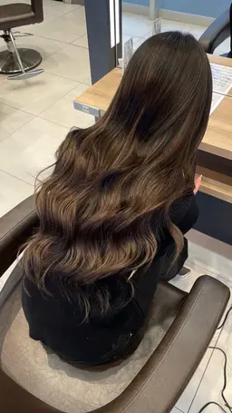 【人気𝐍𝐨. 𝟏⭐️】100%人毛エクステ付け放題✨️