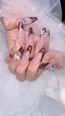 持ち込みアート8本まで♫