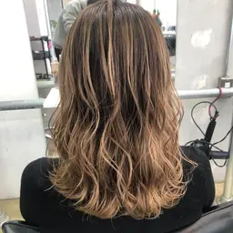 🧚‍♂️ハイライト入れ放題➕#2Step髪質改善トリートメント🧚（#オンカラー込み）