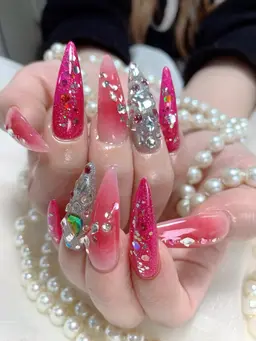 オフ🌸込み🌸10本チップ長さだし持ち込んデザイン♪ストーン、大パーツつけ(180分)