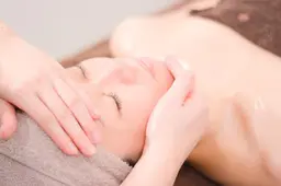 【DNA美容】艶肌リフトアップフェイシャル 核酸セルボンバークリーム使用