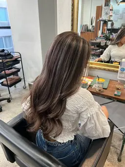 ❤️カット➕ハイライト➕トリートメント❤️