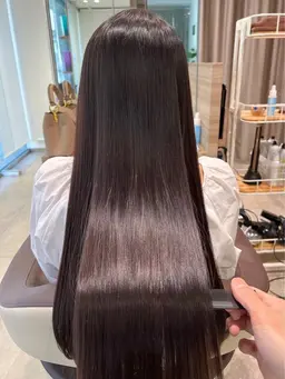 【ロング料金なし】うる艶縮毛矯正＋髪質改善トリートメント🎀（ブリーチなし）