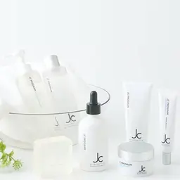 お肌を生まれ変わらせる✨フェイシャルトリートメント✨