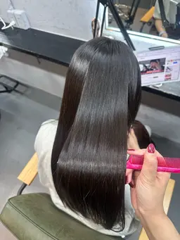 【⭐️ロングの方限定メニュー⭐️】ロングカット✂️➕Aujuaトリートメント付き🫧