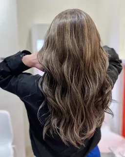 【脱白髪染め🌷】白髪ぼかしハイライト➕1stepトリートメント➕ナノバブルmarbbシャンプー🫧