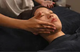 ミニモ限定プラン🟪30分小顔ケア＋60分ヘッド・フットコース(リフトアップ/小顔/しわ改善/頭皮ケア/足ツボ)