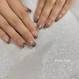 フレンチネイル(ベースカラーなし)🌻✨