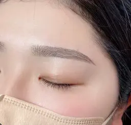 トリートメント付きラッシュリフト&美眉アイブロウスタイリングモニター※10分前来店必須