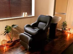 【美髪ケア】4stepトリートメント+ケアプロ 60分 髪の内部&外部の補修!さら艶髪に◎シャンプー付き☆