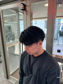 【韓国風毛流れパーマ✨】カット➕フェザーパーマ🔥（ミニモ学割/シャドウパーマ/フェザーパーマ/メンズ/男性限定）