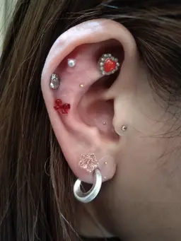 耳つぼジュエリー👂️✨️