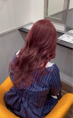 カラーモデル様限定ブリーチ込みのダブルカラーメニューでのご案内です♪