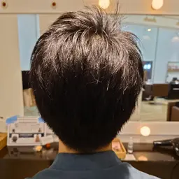 メンズカット(大学生以上) 3/15 ※代理募集なので担当するのは別スタッフになります