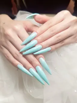 チップアクリルスカルプ➕長さだし➕ワンカラーorラメグラデーション(平日のみ)