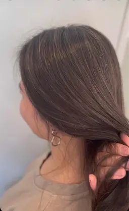 ハイライト+アルカリ除去トリートメント【2025年4月より¥5500⠀】