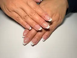 フレンチネイル【 OFF無 】