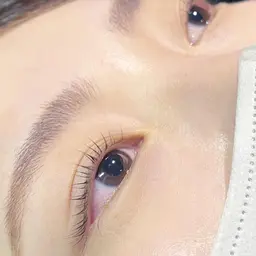 ⭐️限定クーポン⭐️まつ毛パーマ(土日祝➕¥550)コーティング美容液でお仕上げします✨