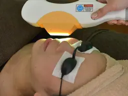 大人気お顔脱毛+美肌ケアでハリ弾力潤いUP❤️毛穴レスで透明感のあるツヤ美肌へ!通常7700円→初回4900円