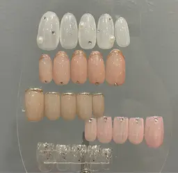 イージーオーダーネイルチップ(結婚式💒成人式👘卒業式🎓普段使いに🌼)定額デザインのネイル