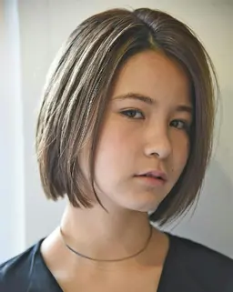 🔴後ろ姿美人✨髪質改善🔴自然にまとまるストレートヘアに🎵カット & 高補修トリートメント縮毛矯正