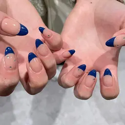 【オフなし】''長さだし、補強合わせて2本まで''フレンチorカラーグラデーション✩︎⡱