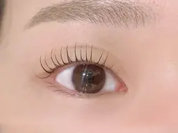 まつげパーマ or パリジェンヌ ￥550