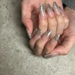 オフケア込💅🏻長さ出し10本+ワンカラーorラメグラデーション✨