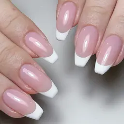 【初回オフ無料】 フレンチ(ベースカラー込み)