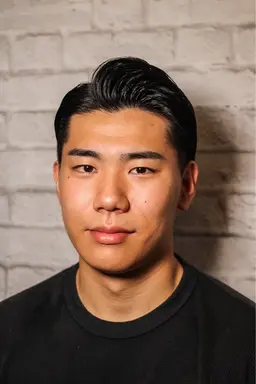 カット、シャンプー、マッサージ、ブロー込み